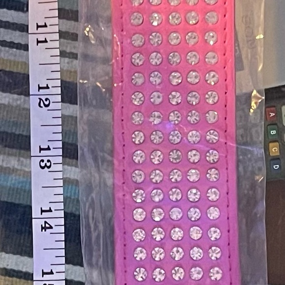 Poshest dog collar for your princess - Picture 1 of 2